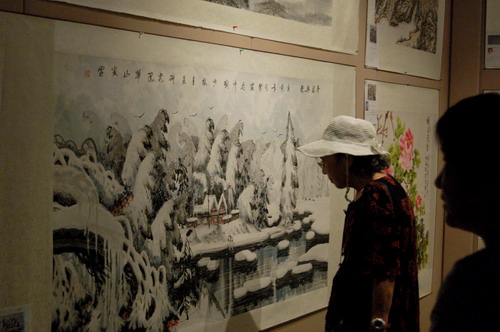 海峡两岸书画艺术交流展在河南博物院展出