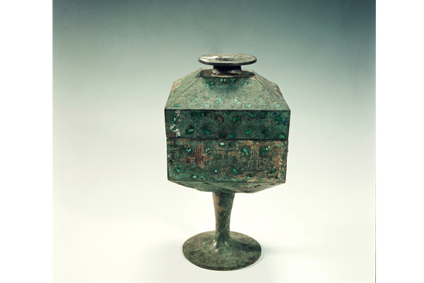 嵌松石云纹方豆