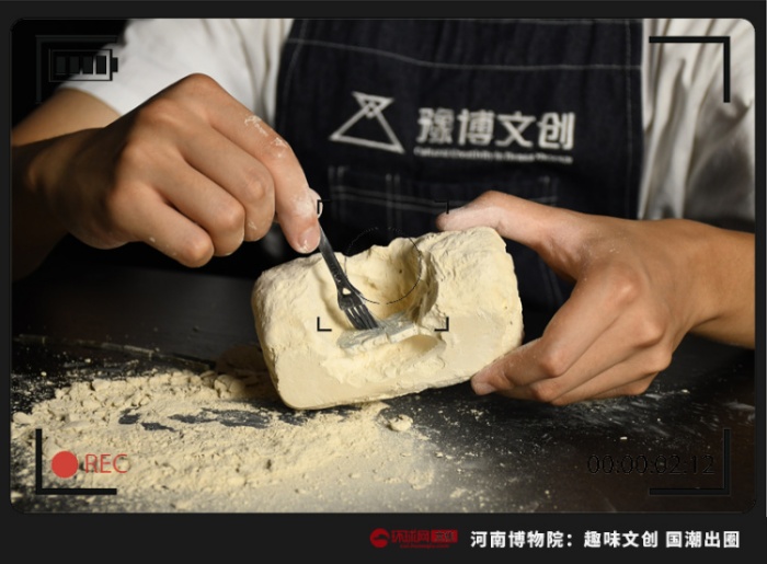 cb2a821c925768468137cb44b80b85b1u5.jpg