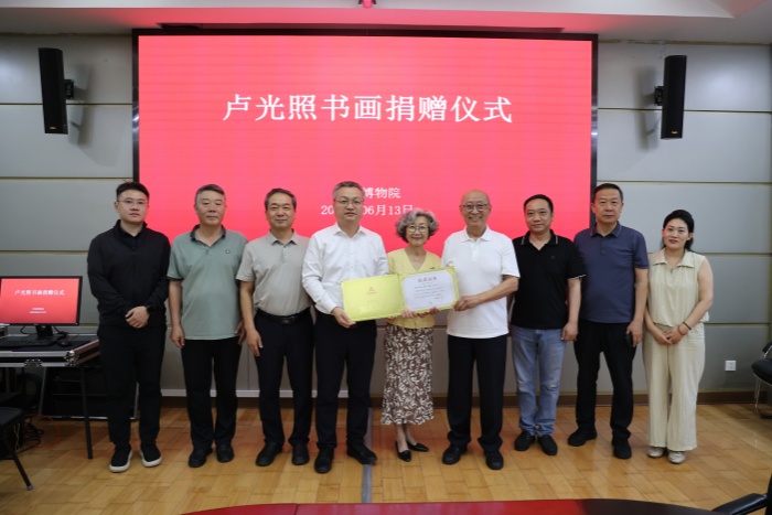 dceafdfb29a4466f8de3ff091acce65c.jpg
